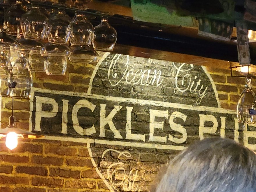 Pickles Pub