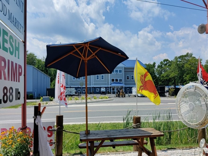 The Shrimp Boat Restaurant and Seafood Market